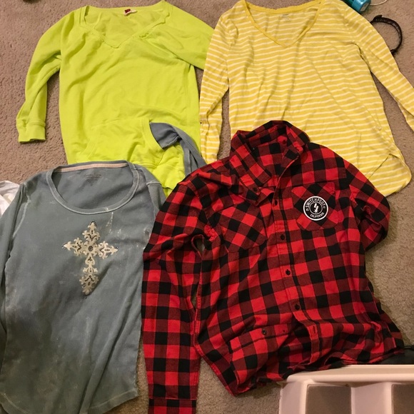 Tops - Picture 1 of 6